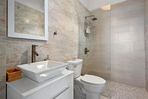 119 Santa Cecilia San Juan PR 00911