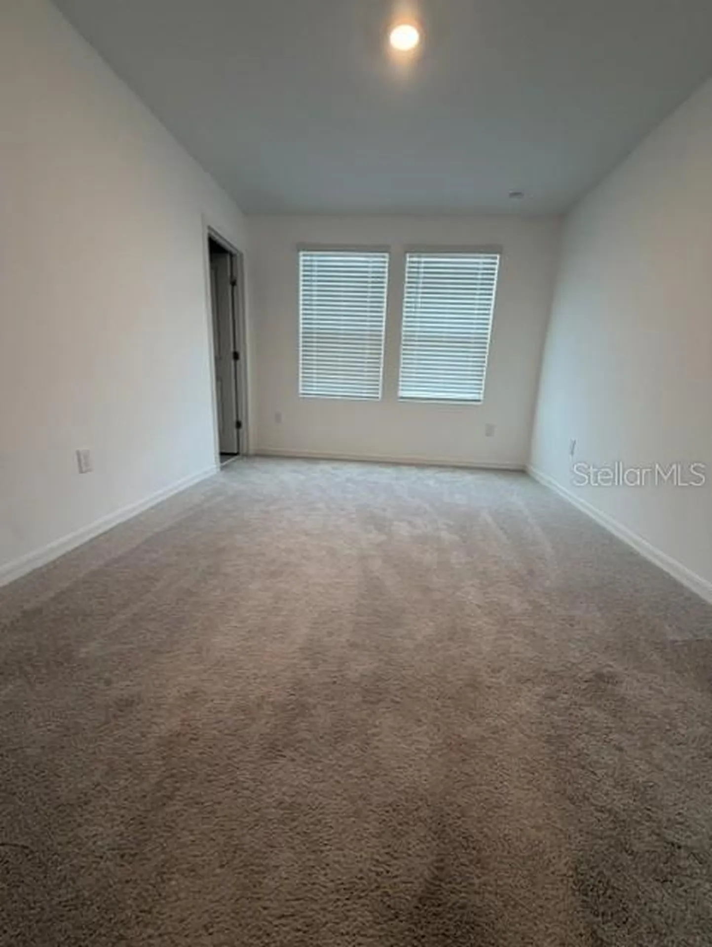 3188 Skyline Loop Kissimmee FL 34758