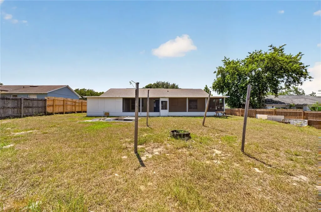 10810 Crescendo Loop Clermont FL 34711