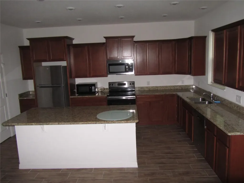 365 Blue Lake Circle Kissimmee FL 34758