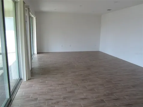 365 Blue Lake Circle Kissimmee FL 34758