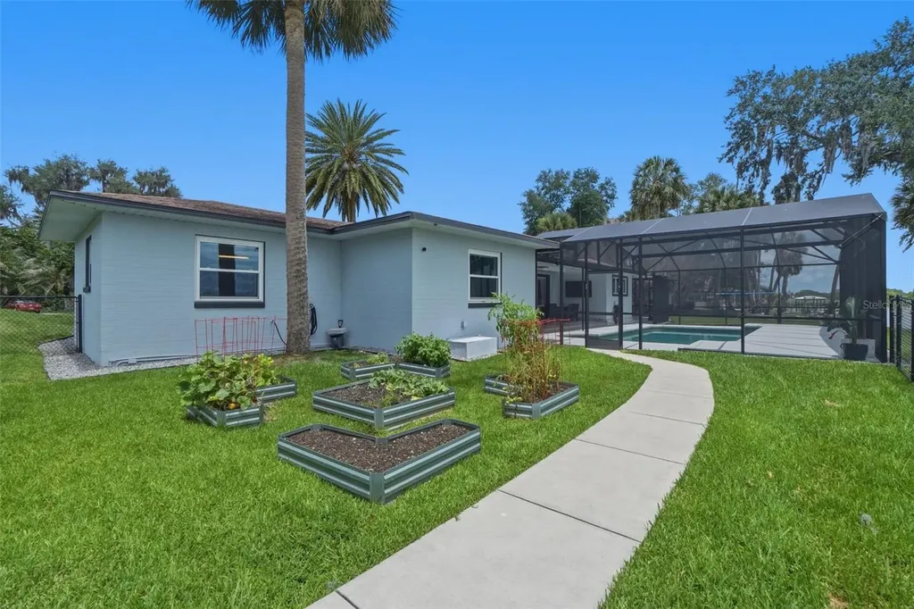 921 Powhatan Drive Sanford FL 32771