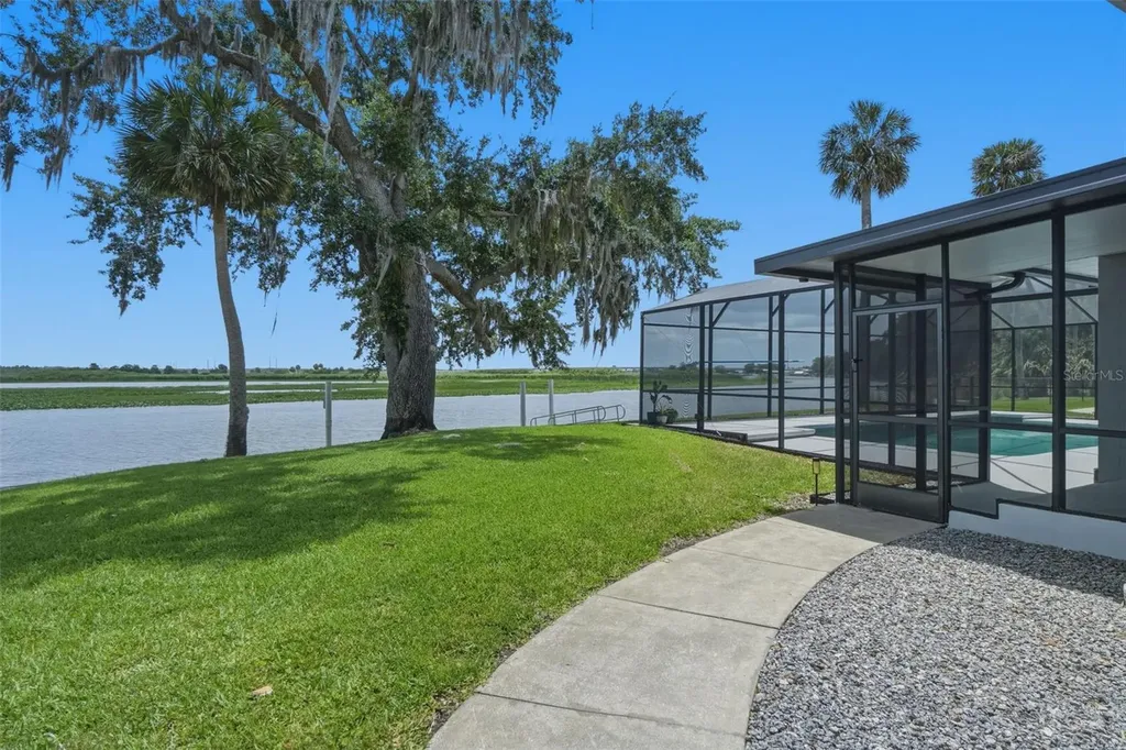 921 Powhatan Drive Sanford FL 32771