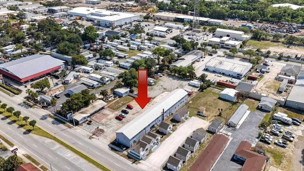 468 Ridgewood Avenue Daytona Beach FL 32117