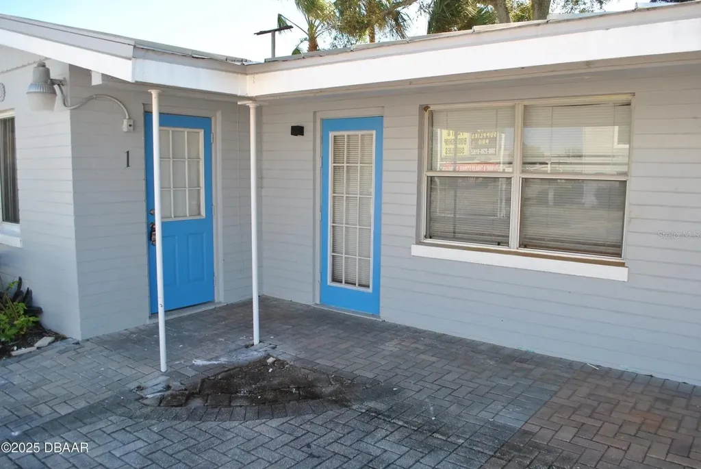 468 Ridgewood Avenue Daytona Beach FL 32117