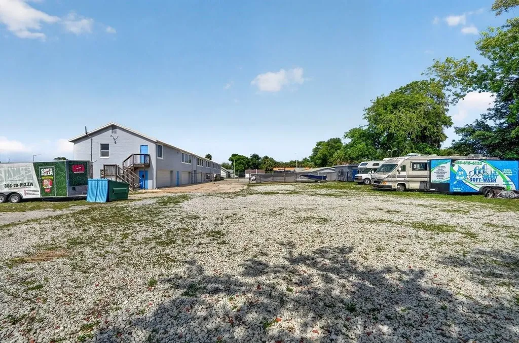 468 Ridgewood Avenue Daytona Beach FL 32117