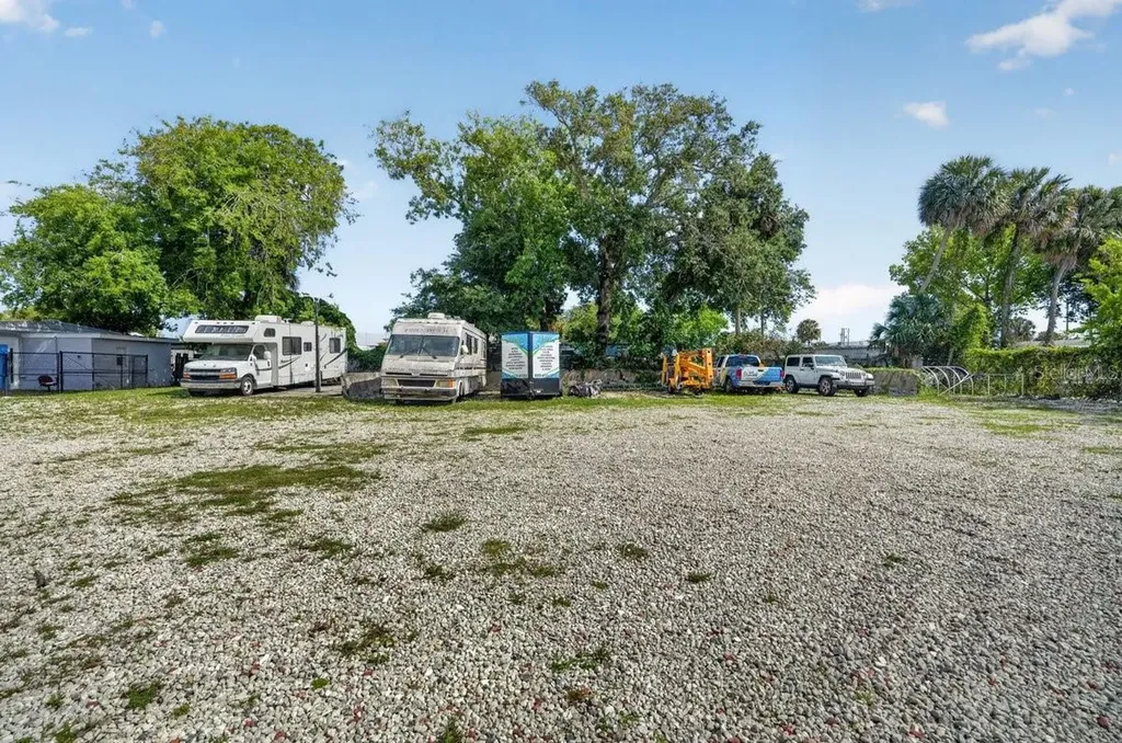 468 Ridgewood Avenue Daytona Beach FL 32117