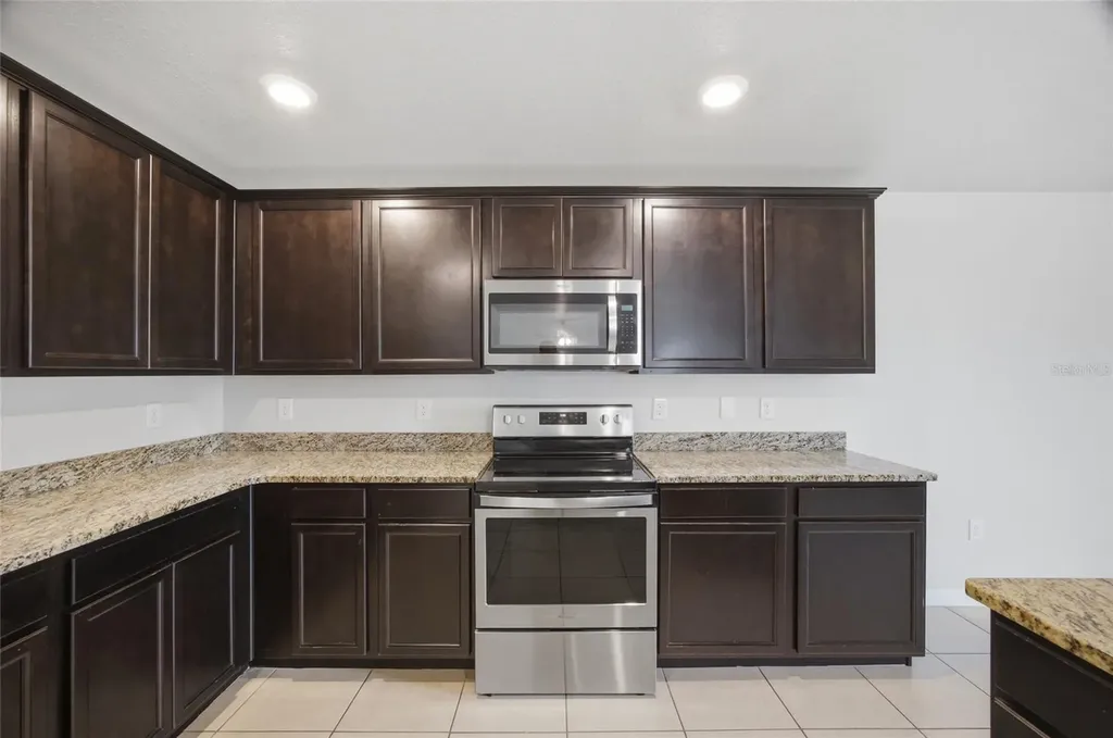 8512 Silverbell Loop Brooksville FL 34613