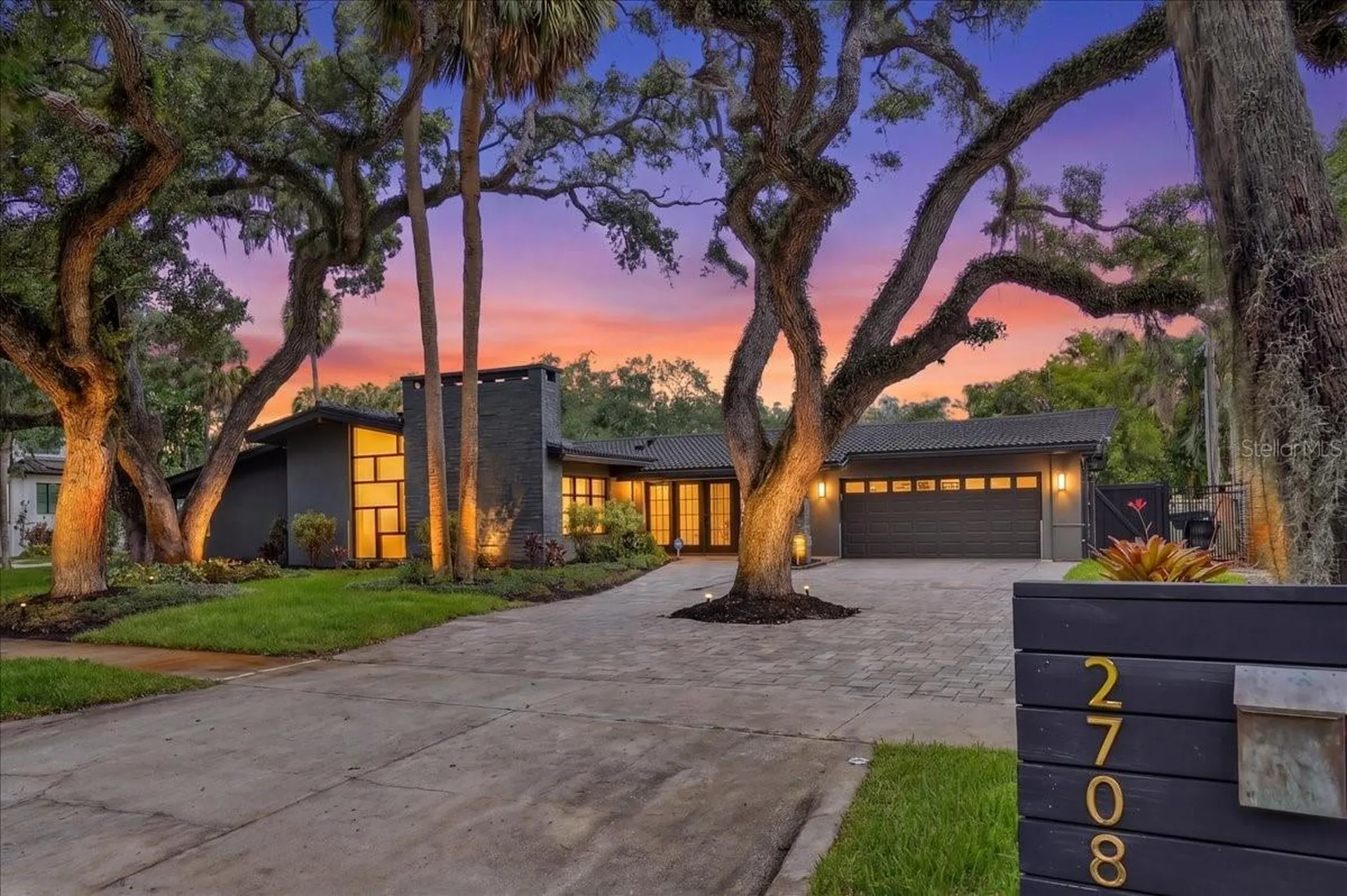 2708 N Dundee Street Tampa FL 33629