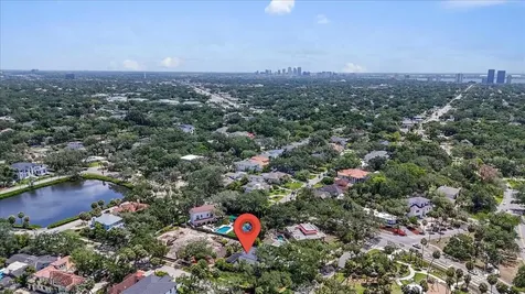 2708 N Dundee Street Tampa FL 33629