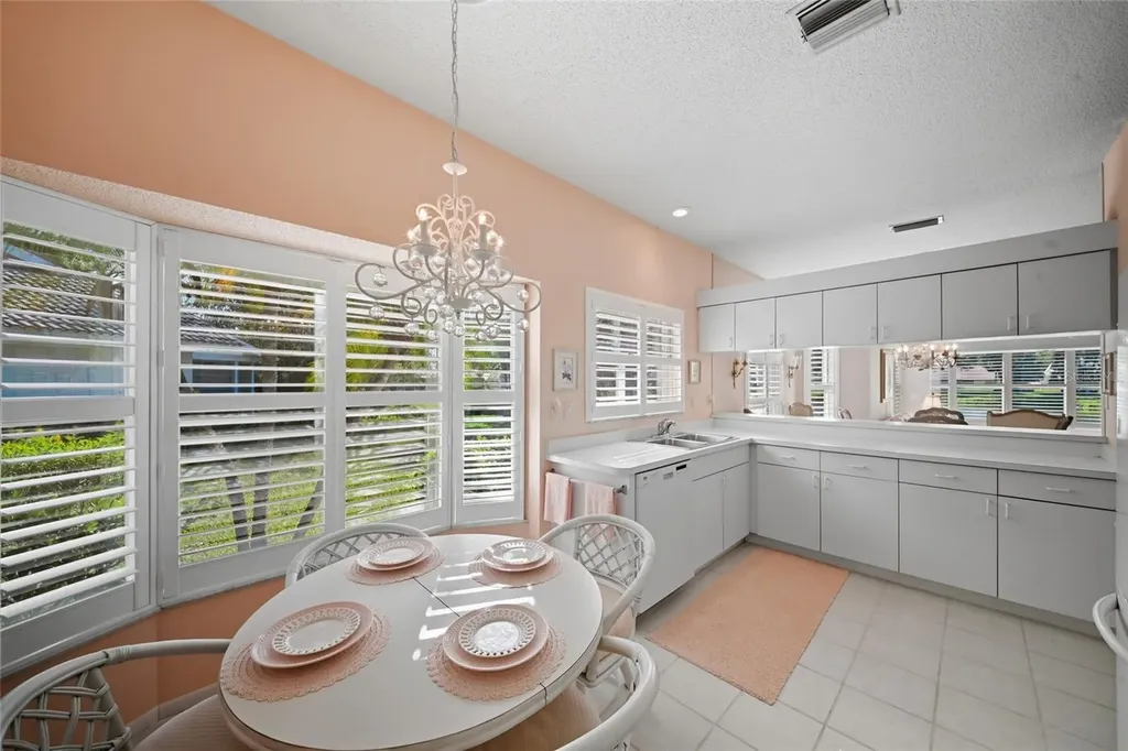 5807 Garden Lakes Palm Bradenton FL 34203