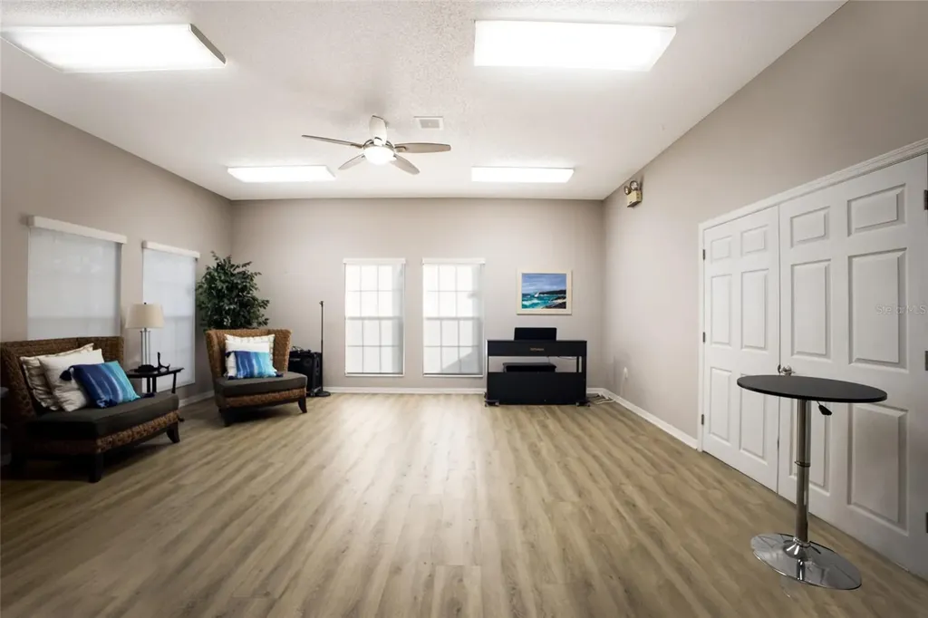 5807 Garden Lakes Palm Bradenton FL 34203