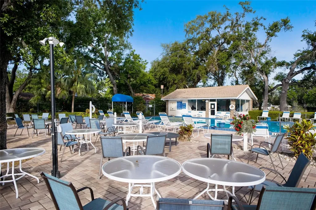 5807 Garden Lakes Palm Bradenton FL 34203