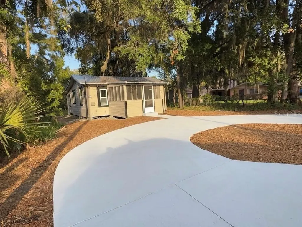 407 NE 19th Drive Gainesville FL 32641