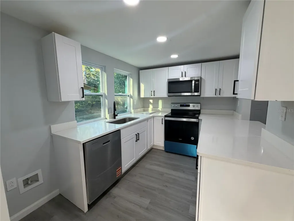 407 NE 19th Drive Gainesville FL 32641