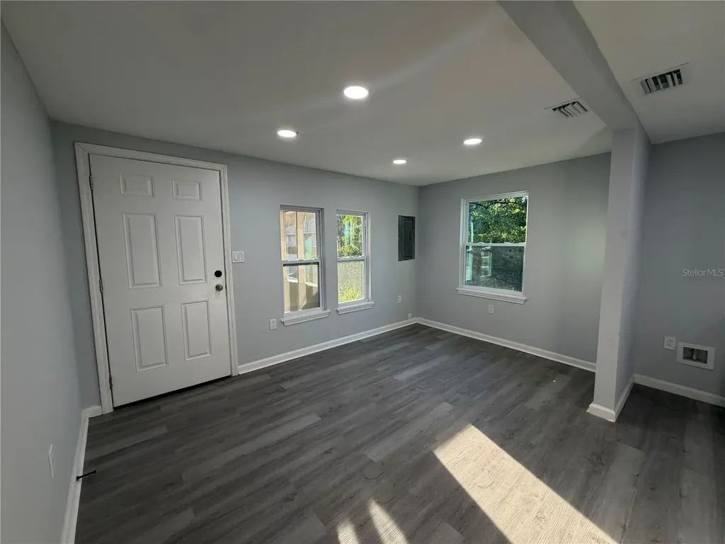 407 NE 19th Drive Gainesville FL 32641