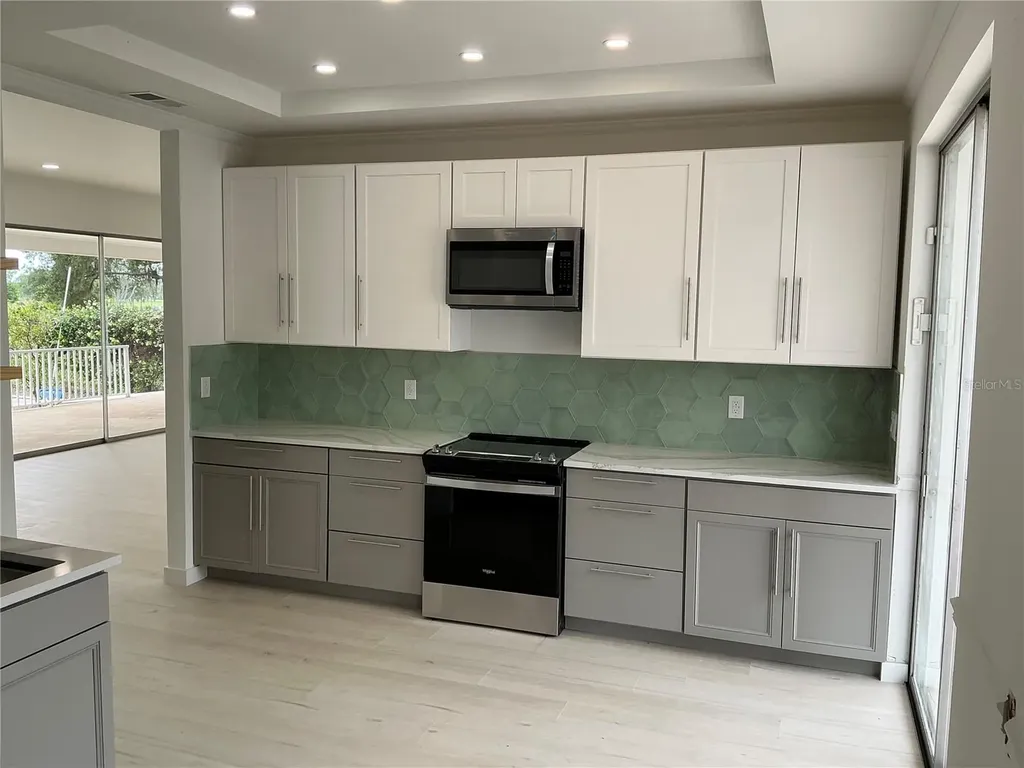 502 Magellan Drive Sarasota FL 34243