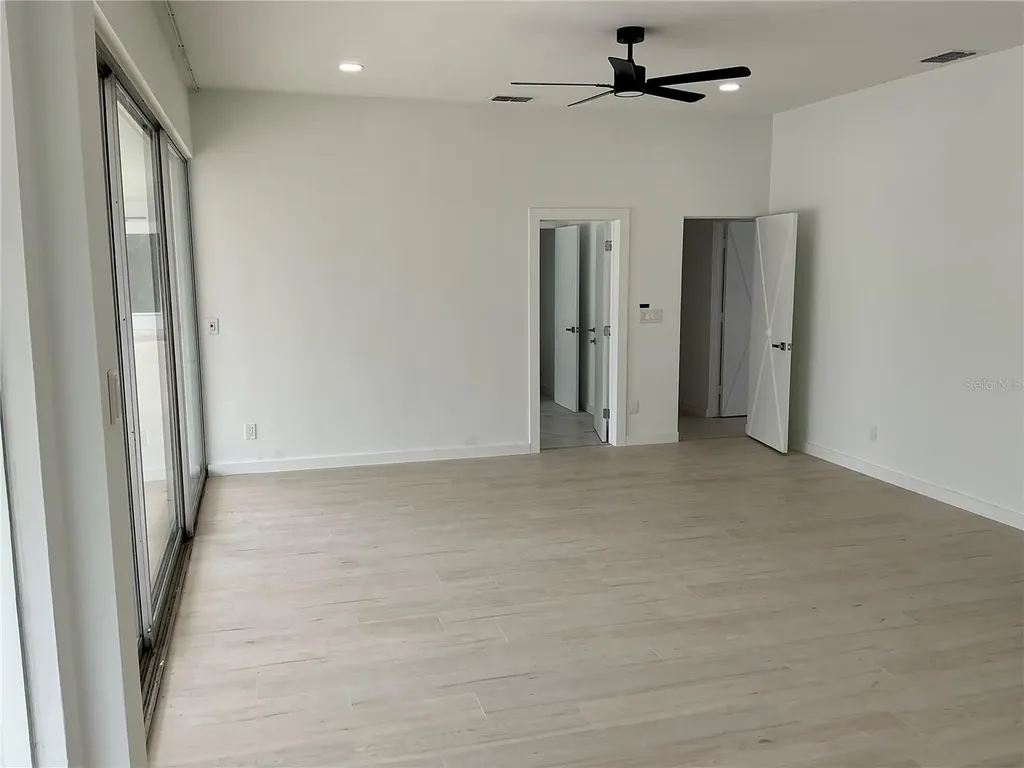 502 Magellan Drive Sarasota FL 34243