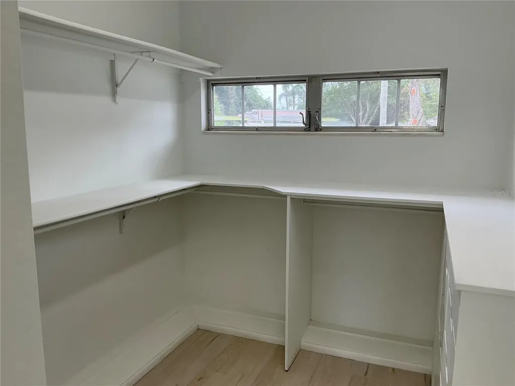 502 Magellan Drive Sarasota FL 34243