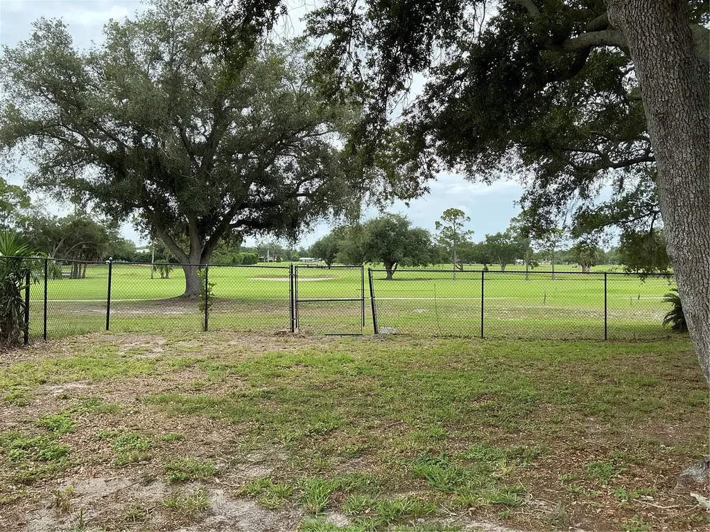 502 Magellan Drive Sarasota FL 34243