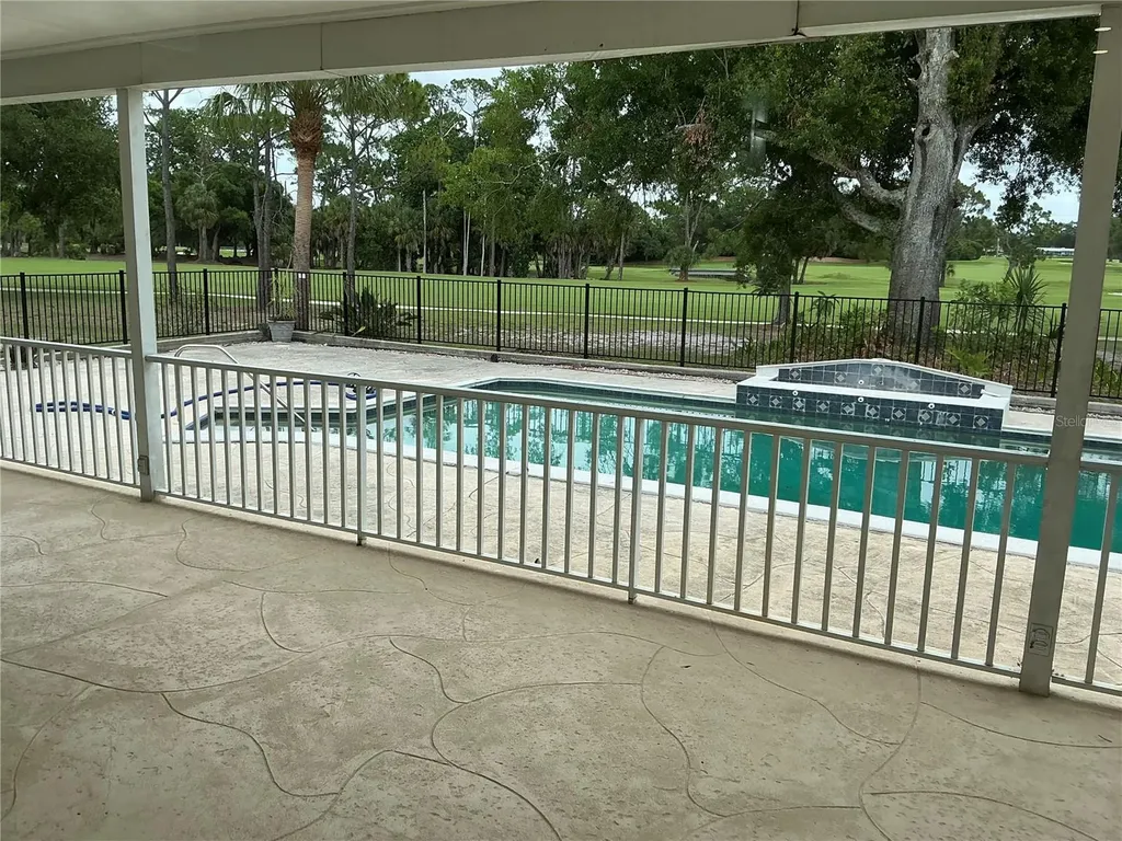 502 Magellan Drive Sarasota FL 34243
