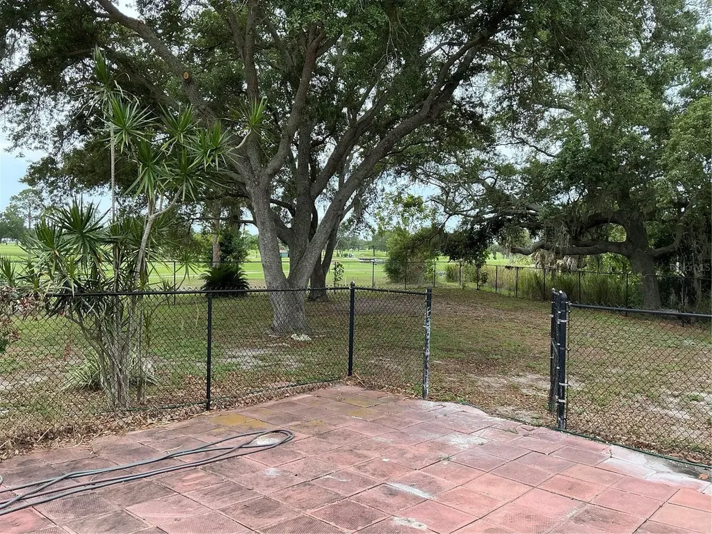 502 Magellan Drive Sarasota FL 34243