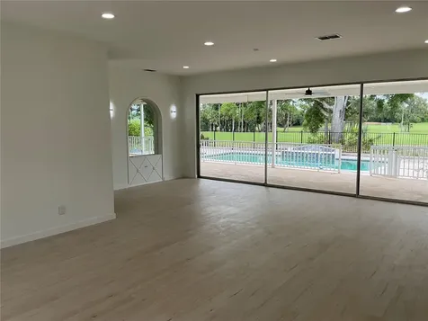 502 Magellan Drive Sarasota FL 34243
