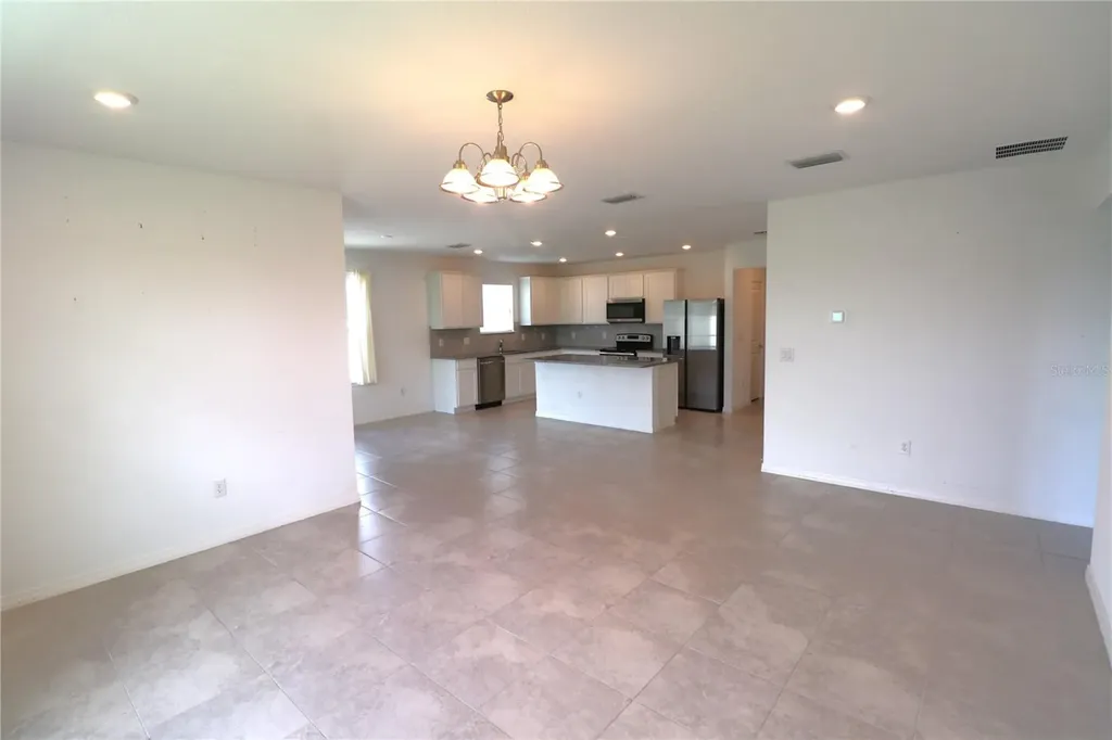 4006 Capri Coast Drive Plant City FL 33565