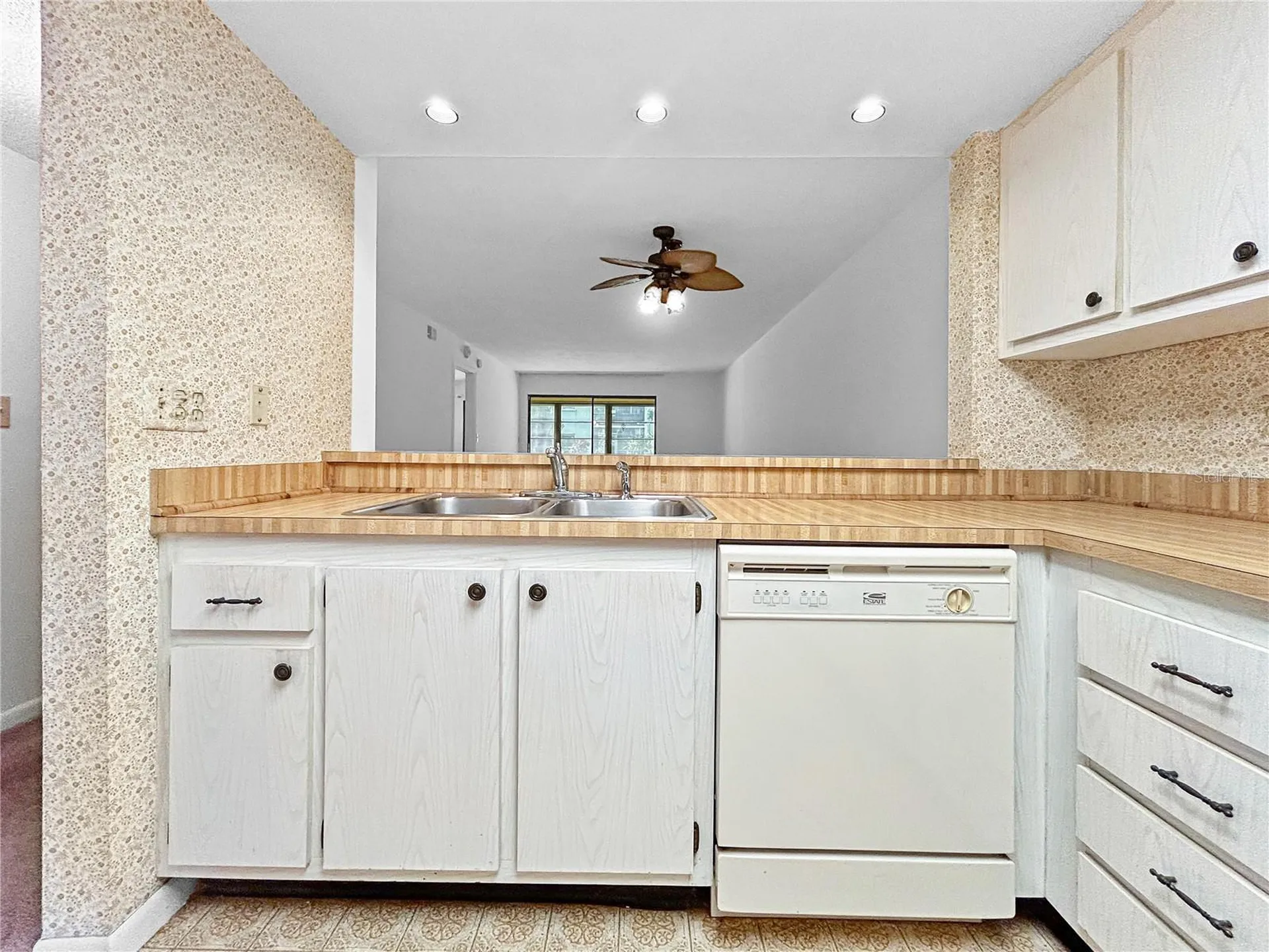 11485 Oakhurst Road Largo FL 33774