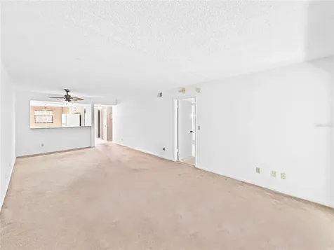 11485 Oakhurst Road Largo FL 33774
