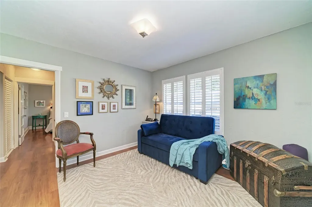 2250 Hillview Street Sarasota FL 34239