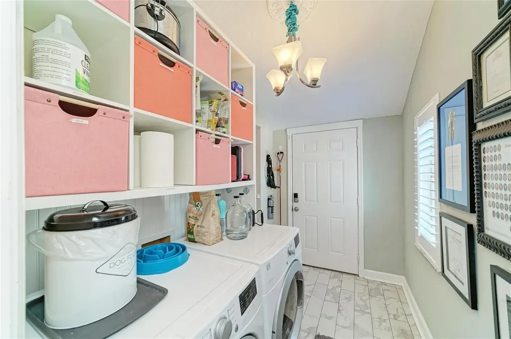 2250 Hillview Street Sarasota FL 34239