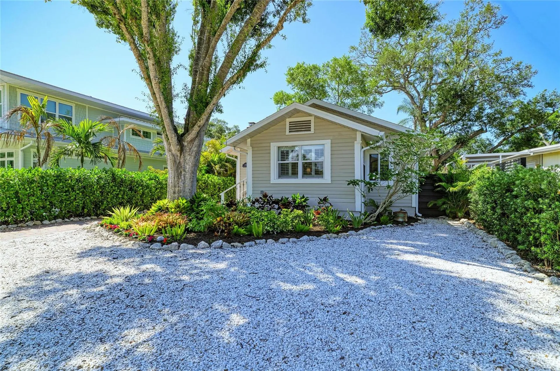 2250 Hillview Street Sarasota FL 34239