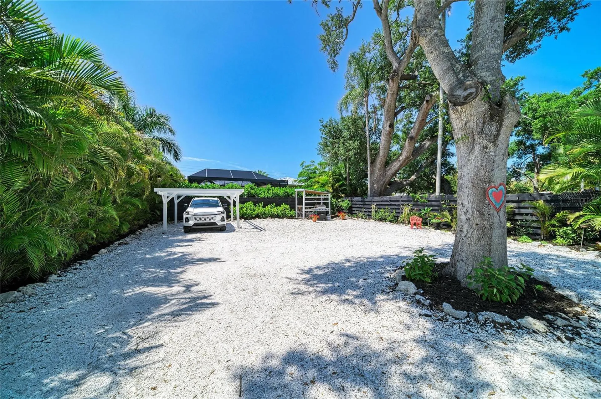 2250 Hillview Street Sarasota FL 34239