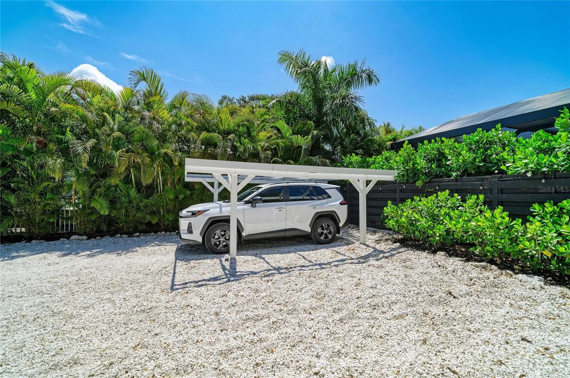 2250 Hillview Street Sarasota FL 34239