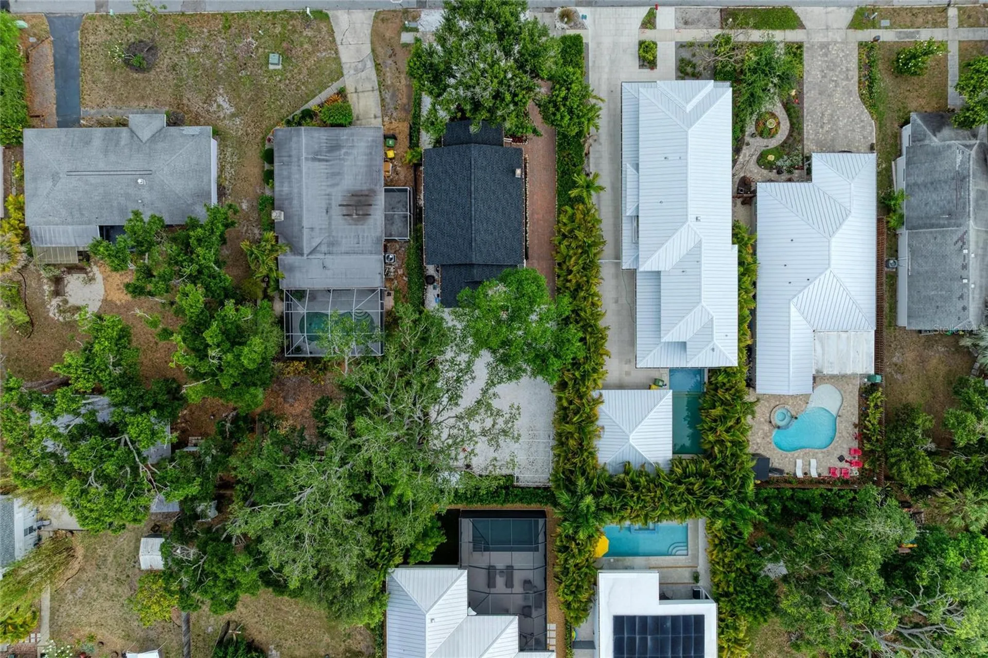 2250 Hillview Street Sarasota FL 34239