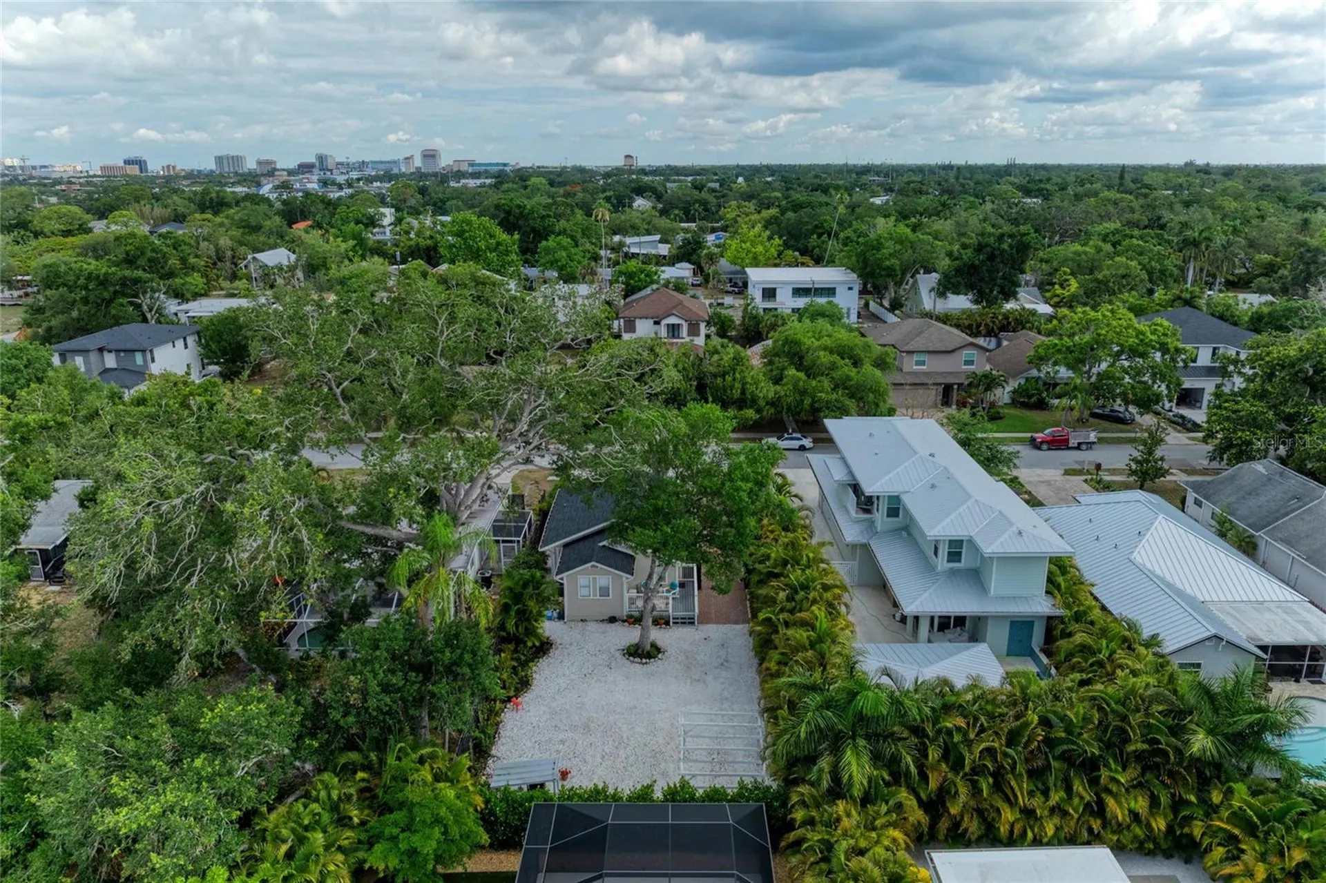 2250 Hillview Street Sarasota FL 34239