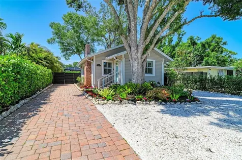 2250 Hillview Street Sarasota FL 34239