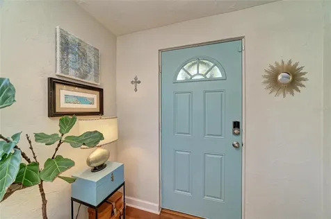 2250 Hillview Street Sarasota FL 34239