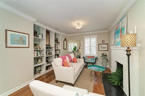 2250 Hillview Street Sarasota FL 34239