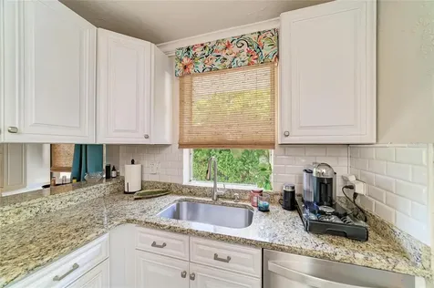 2250 Hillview Street Sarasota FL 34239