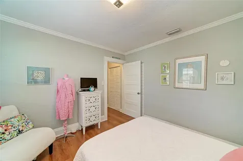 2250 Hillview Street Sarasota FL 34239
