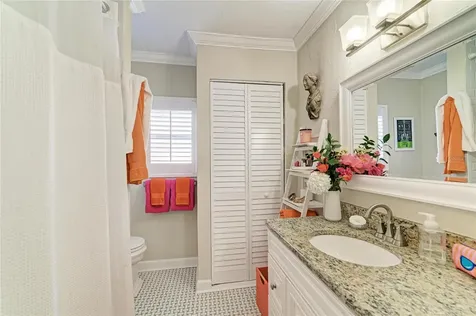 2250 Hillview Street Sarasota FL 34239