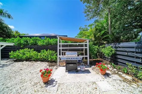 2250 Hillview Street Sarasota FL 34239