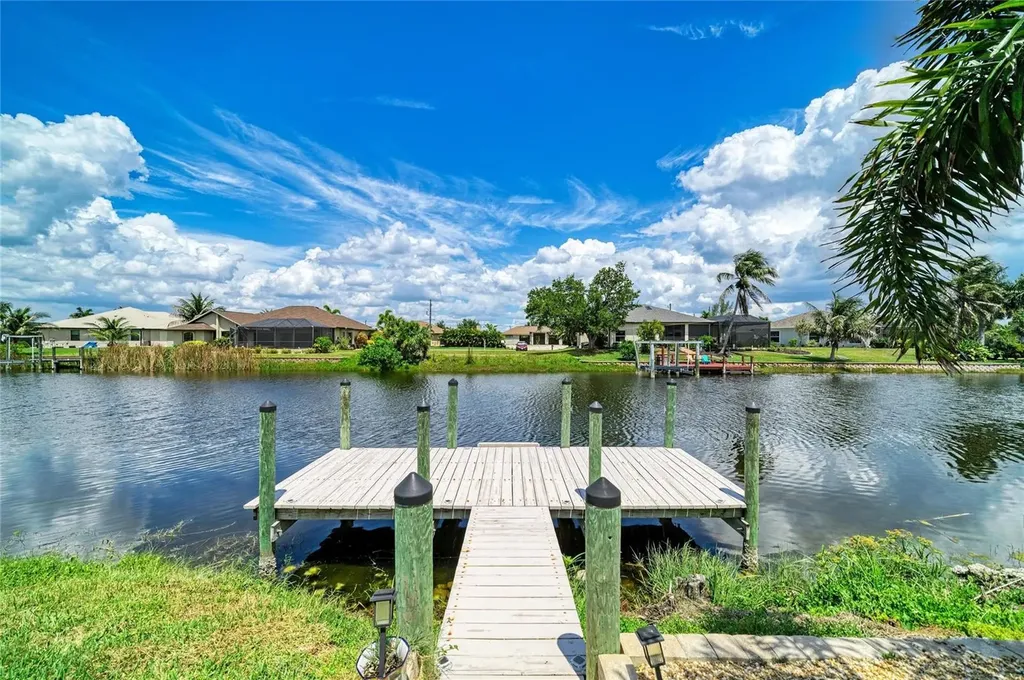 15704 Lakeland Circle Port Charlotte FL 33981