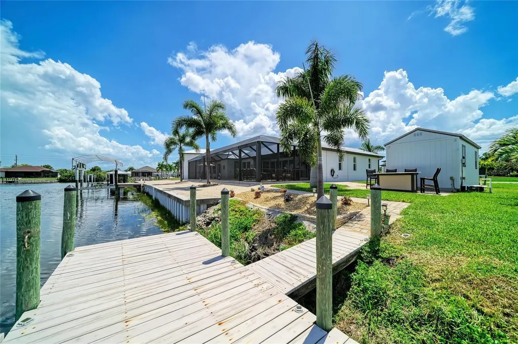 15704 Lakeland Circle Port Charlotte FL 33981