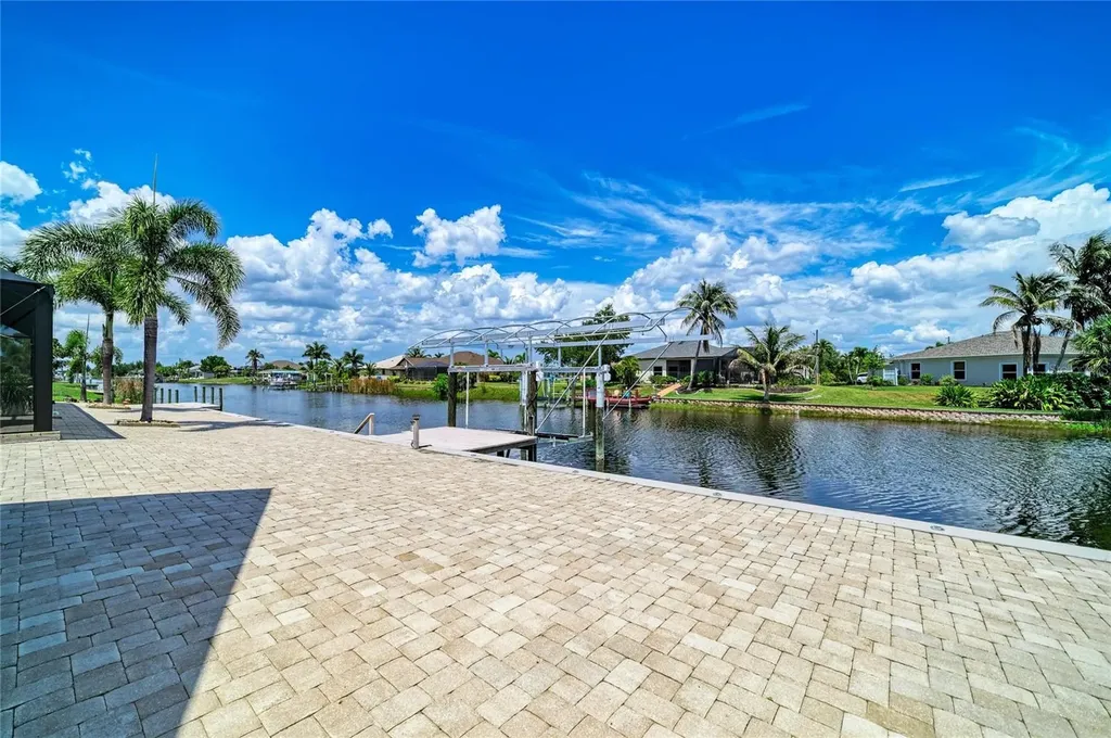 15704 Lakeland Circle Port Charlotte FL 33981