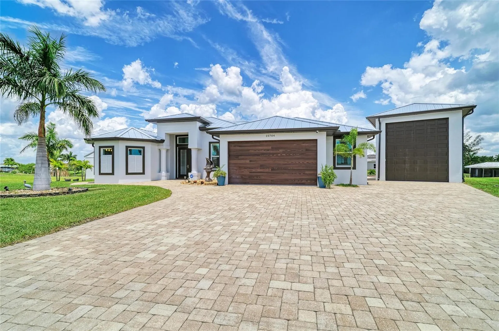 15704 Lakeland Circle Port Charlotte FL 33981