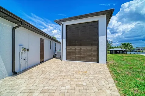 15704 Lakeland Circle Port Charlotte FL 33981