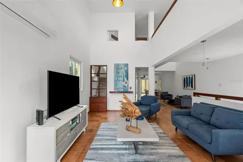 237 Montecarlo Humacao PR 00791